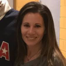 Leslie Shriver's Instagram, Twitter & Facebook