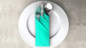 Servietten falten anleitung bestecktasche etui. Servietten Falten Bestecktasche Servietten Falten Als Tischdeko Youtube