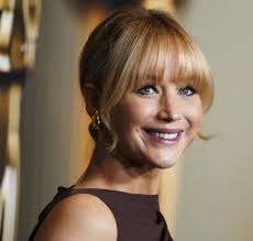 Pregnant Jennifer Lawrence looks sensational debuting her baby bump at an  Awards show in Los Angeles. The actress is expecting her second child with  husband Cooke Maroney. 🐣