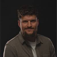 500+ perfiles de «Kellenberger»