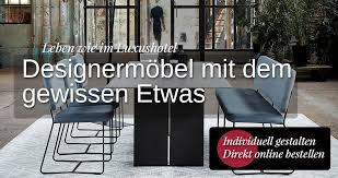 Wir alle träumen von einem großen schlafzimmer mit ein großes weiches bett, bequeme breite kleiderschrank und einen speicherort für. Blue Wall Design Inneneinrichtung Ihr Designermobel Shop