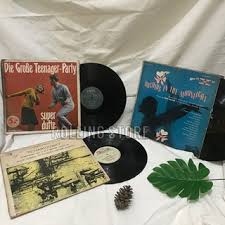 Musisi jack white membayar usd 300 ribu atau senilai rp 4,2 miliar seseorang pernah menemukan salinan piringan hitam the beatles berjudul till there was you di loteng. Jual Piringan Hitam Hobi Koleksi Shopee Indonesia