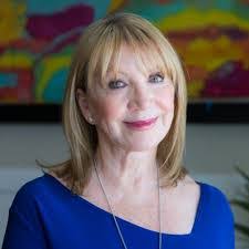 Linda Smith's Instagram, Twitter & Facebook