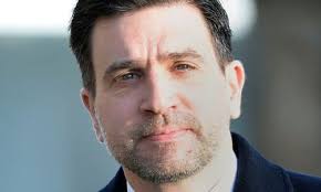 Detective cleared over Plebgate meeting with Andrew Mitchell