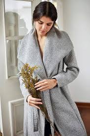 ¡Lana y Alpaca Peruana para nuestros abrigos y Sweaters!🦙 De Perú para el mundo! 🇵🇪 💛 ¡Envíos Internacionales! ✈️🌍 🏡 Visitanos en Av.  Conquistadores 325, San Isidro ⏰Lunes a Domingo de 11