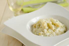 Questo con asparagi è particolarmente buono. Risotto Con Asparagi Bianchi Di Bassano Dop Colazione Da Jo