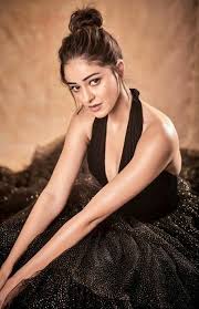 Pin By Zee On Style Icons Bollywood Girls Bollywood Celebrities Nice Dresses