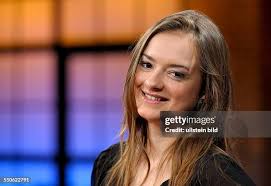 117 Michelle Barthel Photos & High Res Pictures