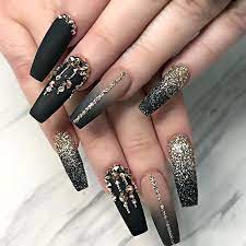 Download diamonds embroidery designs at annthegran.com. 30 Pretty Nail Designs With Diamonds To Be Trendy In 2021 Entertainmentmesh