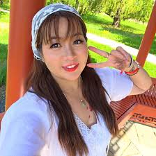 Damn bye bye to all my Hamong friends. #sheGdoua #hmong #hmoob