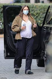 Katharine mcphee offers a peek at baby rennie. Katharine Mcphee Puts Her Burgeoning Baby Bump On Full Display As She Steps Out To Run Errands In La Sound Health And Lasting Wealth
