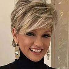 The pixie hairstyles are all about chic, edgy and sleek looks effortlessly, and this list of latest and popular pixie hairstyles indeed has our heart. Creamily Short Layered Pixie Cut Wigs Fluffy Ash Blonde Lowlights With Root Stretch Synthetic Wigs Full Wigs With Wig Cap For Women 613 27b Amazon De Beauty
