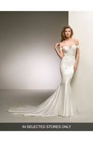 Pin On 1920 S Great Gatsby Old Hollywood Glamour Wedding Dresses