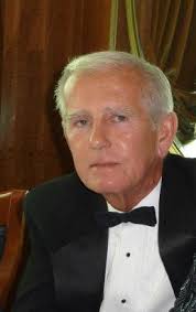 𝐁𝐮𝐢𝐥𝐝𝐢𝐧𝐠 𝐝𝐫𝐞𝐚𝐦𝐬 𝐚𝐧𝐝 𝐜𝐨𝐦𝐦𝐮𝐧𝐢𝐭𝐢𝐞𝐬: 𝐒𝐚𝐦  𝐑𝐞𝐞𝐝 𝐥𝐞𝐚𝐯𝐞𝐬 𝐥𝐞𝐠𝐚𝐜𝐲 𝐨𝐟 𝐠𝐫𝐨𝐰𝐭𝐡 𝐚𝐧𝐝  𝐜𝐨𝐦𝐩𝐚𝐬𝐬𝐢𝐨𝐧 The RSR, REALTORS family is paying tribute to Sam  Reed, a beloved partner in the firm and visionary ...