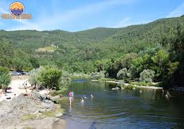 Também apelidada de ilha do ermal e afamada pelo teleski, é o local de eleição para a prática de várias modalidades desportivas como: Conheca A Bonita E Maior Praia Fluvial Do Areinho Em Arouca