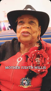 The Mother of the Jurisdiction, Mother Judith Willis, stops to share a word  with the Saints., #workers58 #WeAreTheNewFrontier #LynchburgVA #cogic