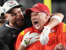 R.I.P to one of the nicest guys in the business. 🙏 Chiefs Radio Executive  Producer- Dan Israel. 😢 Dan has been working with Chiefs radio since 1990  and will be missed by