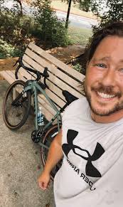 Huge thanks to Buddy Mixon for your friendship and for pushing me to be  better. Hes got me riding bikes and im loving it. I stayed sober for 6  months last year