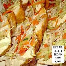 Pat dry with paper kitchen towels bring to a simmering boil until sauce turns thick. Kuih Utara Resepi Tauhu Sumbat Bersama Sos Cili Sedap Facebook