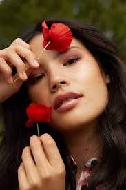 ADVERTISING — Holly Fowles-Pazdro