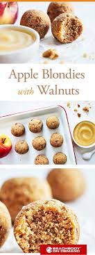 With Golden Raisins Unsweetened Applesauce And Pumpkin Pie Spice This No Bake Recipe For Apple Blondies With Walnuts Walnut Recipes Beachbody Recipes Recipes