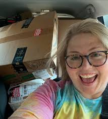 ⭐️ THANK YOU! ⭐️ I am forever grateful for your support! The car is filled  to the brim with packages and my heart is filled with love!! Did you know?  ⭐️ I