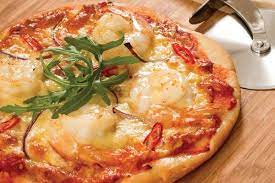 Chilli Prawn Pizza Pizza Bread Recipes Recipe Prawn Pizza Chilli Prawns Recipes