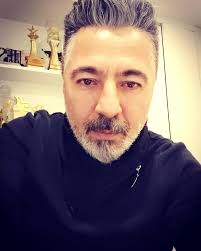 Ben evliyken gülbin benimle birlikte oldu ve hamile kaldı. Yapimci Bilal Ozbilge Yeliz Yesilmen In Esi Ugur Akbas Ile Ikinci Kez Davalik Oldu Haberleri Club