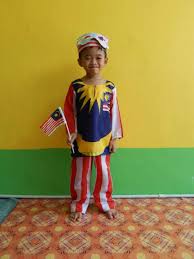 Koleksi bahan mewarna hari kemerdekaan free download mykssr com download cepat pelbagai contoh gambar mewarna hari keluarga yang terbaik dan boleh di dapati dengan mudah gambar mewarna mewarna gambar perayaan di malaysia 30 Idea Baju Kanak Kanak Bertemakan Jalur Gemilang Sempena Merdeka Bikin Anak Ceria Ibubapa Gembira