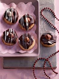 Kleine Nougatringe Rezept Osterreich Essen Weihnachten Essen Weihnachtsrezepte