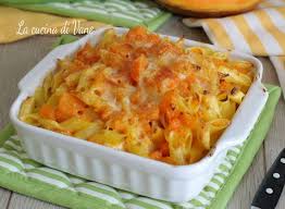 Pasta Ai Quattro Formaggi E Zucca Al Forno Zucca Al Forno Ricette Piatti Di Pasta Al Forno