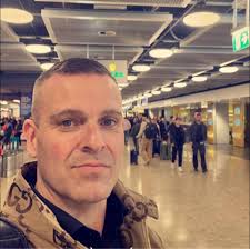 Dette er så bra! For skal Sverige "overleve", må innvandrigen,  kriminaliteten og islam tas beintøft. Åkesson mangler kun 0,7 prosent på å  være Sveriges største parti, viser en fersk meningsmåling. Statsminister  Löfvens