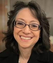 Gloria Robles's Instagram, Twitter & Facebook