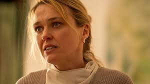 The Au Pair's Sally Bretton is 'distracting' for one reason