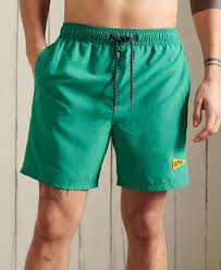 Maillot de bain, homme orange super dry avec toute petite tâche sur la fesse arrière droite, porté quelques fois, écrit xs mais c'est plu. Entdecke Badehosen Badeshorts Fur Herren Superdry De