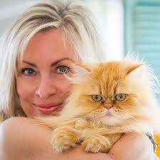 Amazon.com: Two Cats, a Mermaid and the Disappearing Moon: 9781039144446:  Knudsen, Pamela K, DeWitt, Patricia And Robin: Books