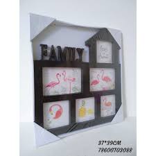 Frame atau bingkai foto ini bisa kamu gunakan untuk memasang foto keluarga atau karya seni atau foto sendiri dan lain sebagainya. Bingkai Foto Keluarga Isi 6 Jadi 1 Family Photo Frame Shopee Indonesia