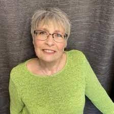 Shari Compton's Instagram, Twitter & Facebook