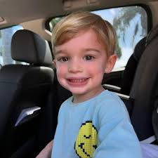 Thankful for my crew, Happy Holidays✨🤍