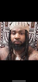 my name is Christina Metz and I'm a very honest ,fun ,loving lady that  needs new friends and possibly help. I'm not a god digger I won't lie to  you I just