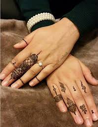Simple Easy Henna Designs For Fingers Finger Tattoo Designs Finger Tattoos Finger Tattoo For Women