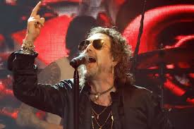 Frontman Explains What Really Happened at That Controversial Black Crowes Show