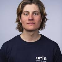 70+ Profile mit dem Suchbegriff „Merlin“