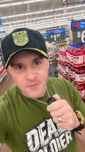 🎁‼️ STOP Overpaying for Christmas Gifts! Do this instead! #walmartfinds  #walmartclearance #savingmoney Clearance Shopping!