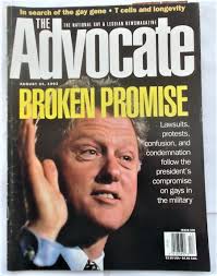 The Advocate (Issue No. 636, August 24, 1993): The National Gay and Lesbian  Newsmagazine (Magazine) von Sam Watters (Publisher), Jeff Yarbrough  (Editor-in-Chief), Gerry Kroll (Editor), and Liberation Publications Inc.:  (1993) 1st Edition