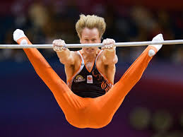 ''4 girls from holland who are completely in love with the most wonderful boy on this earth, epke zonderland. Turn Em Epke Zonderland Fasziniert Russen Raumen Ab