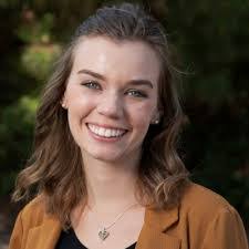 Elena Fulton's Instagram, Twitter & Facebook