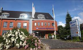 Hier finden sie informationen zu unserer beratung, ausstattung und öffnungszeiten. Vr Bank Schleswig Mittelholstein Eg Filiale Budelsdorf In 24782 Budelsdorf