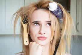 Pochi, se si tratta di capelli; Come Nutrire E Idratare I Capelli Dopo La Decolorazione