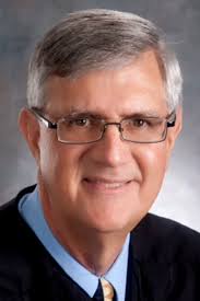 Retired federal judge Michael McCuskey appointed to fill 10th Judicial  Circuit vacancy